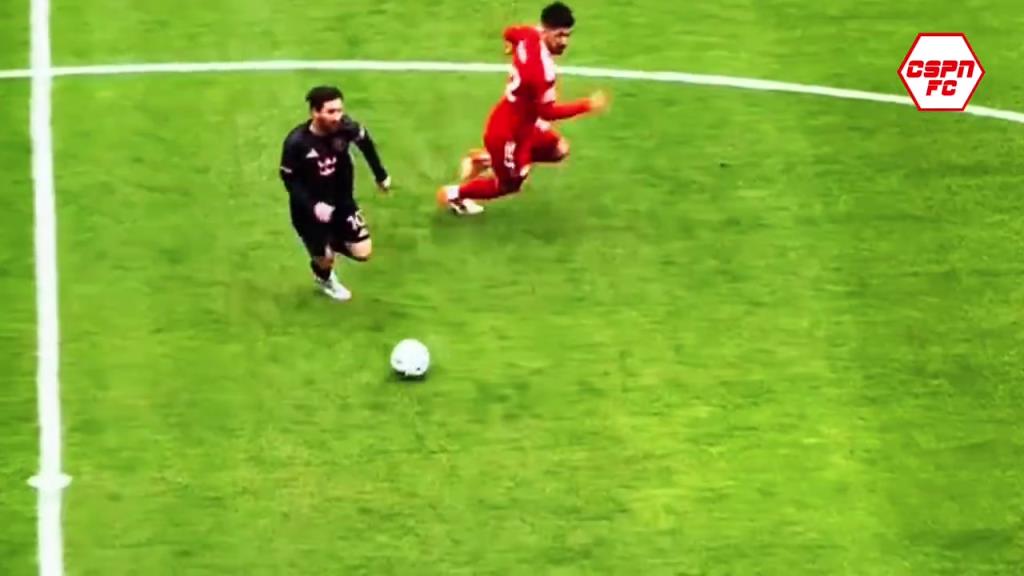 球王的影響力！實(shí)拍：全場(chǎng)6.2萬(wàn)觀(guān)眾高呼梅西是什么效果？